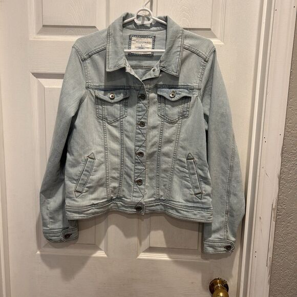 Sonoma Everyday Denim Jean Jacket Women’s Size Large Light Wash - Picture 1 of 8